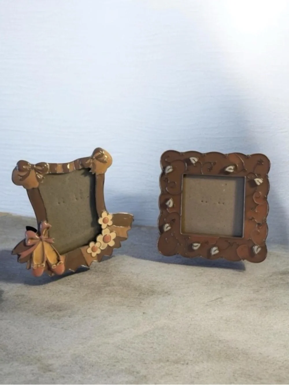 Picture Frame Enamelled dress shape and floral frame